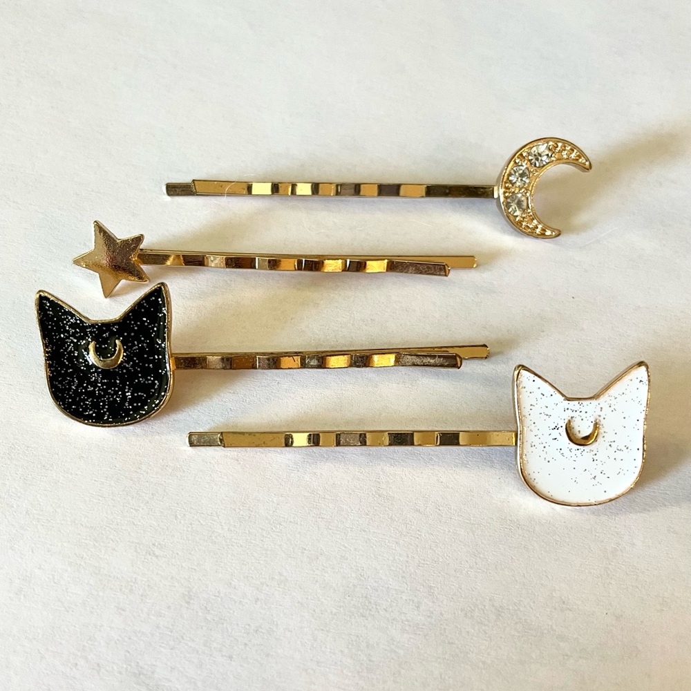 Sailor Moon Bobby Pin Set
